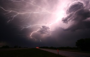 lightning-1056419_960_720