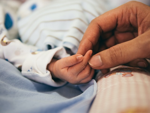 Perchè in Italia bisogna essere più informati sulla Sindrome del bambino scosso episode artwork