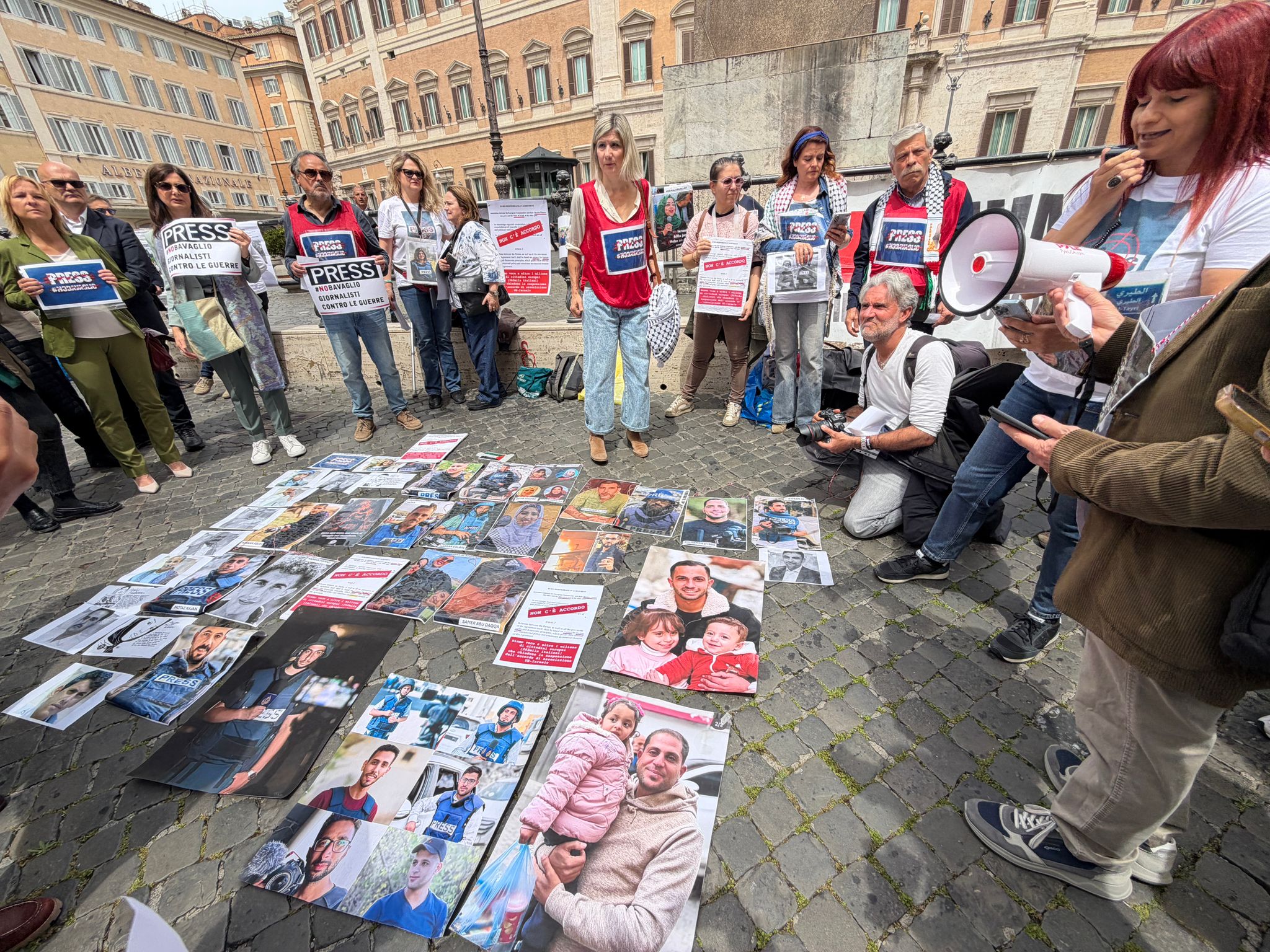 Press: basta sangue sui nostri giubbotti. Il punto di Ivano Maiorella episode artwork